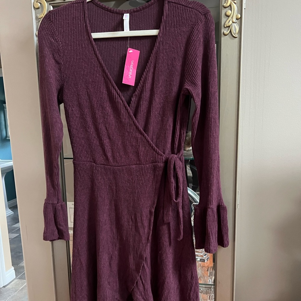 Xhiliartion. New. Wrap dress-long sleeves. maroon color. soft material.